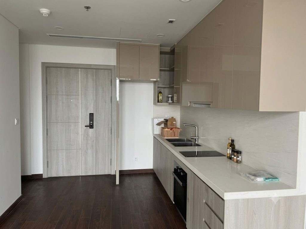 Căn hộ 2PN+ 63m2 tòa C Vinhomes Smart City cho thuê nội thất cơ bản